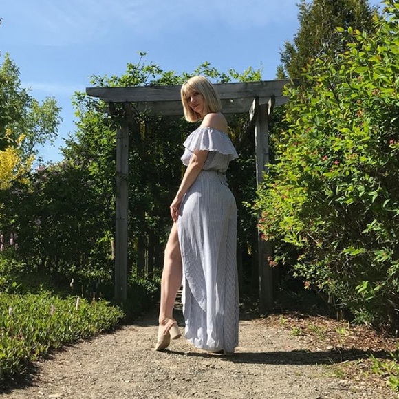 Off shoulder two piece set - Picture 6 of 6